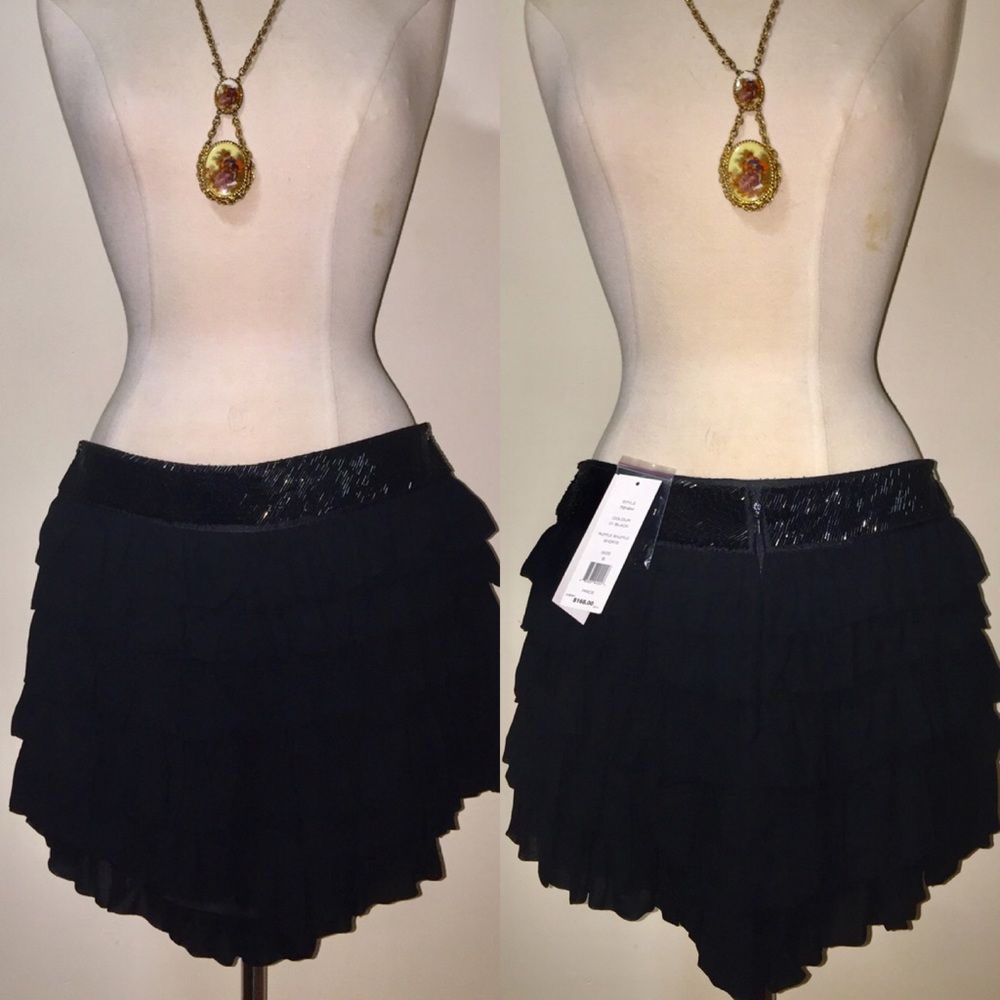 🖤♥️FRENCH CONNECTION BLACK RUFFLE SHORT w/SEQUIN WAIST…Sz 6…NWT..